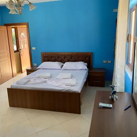 Luna Apartment